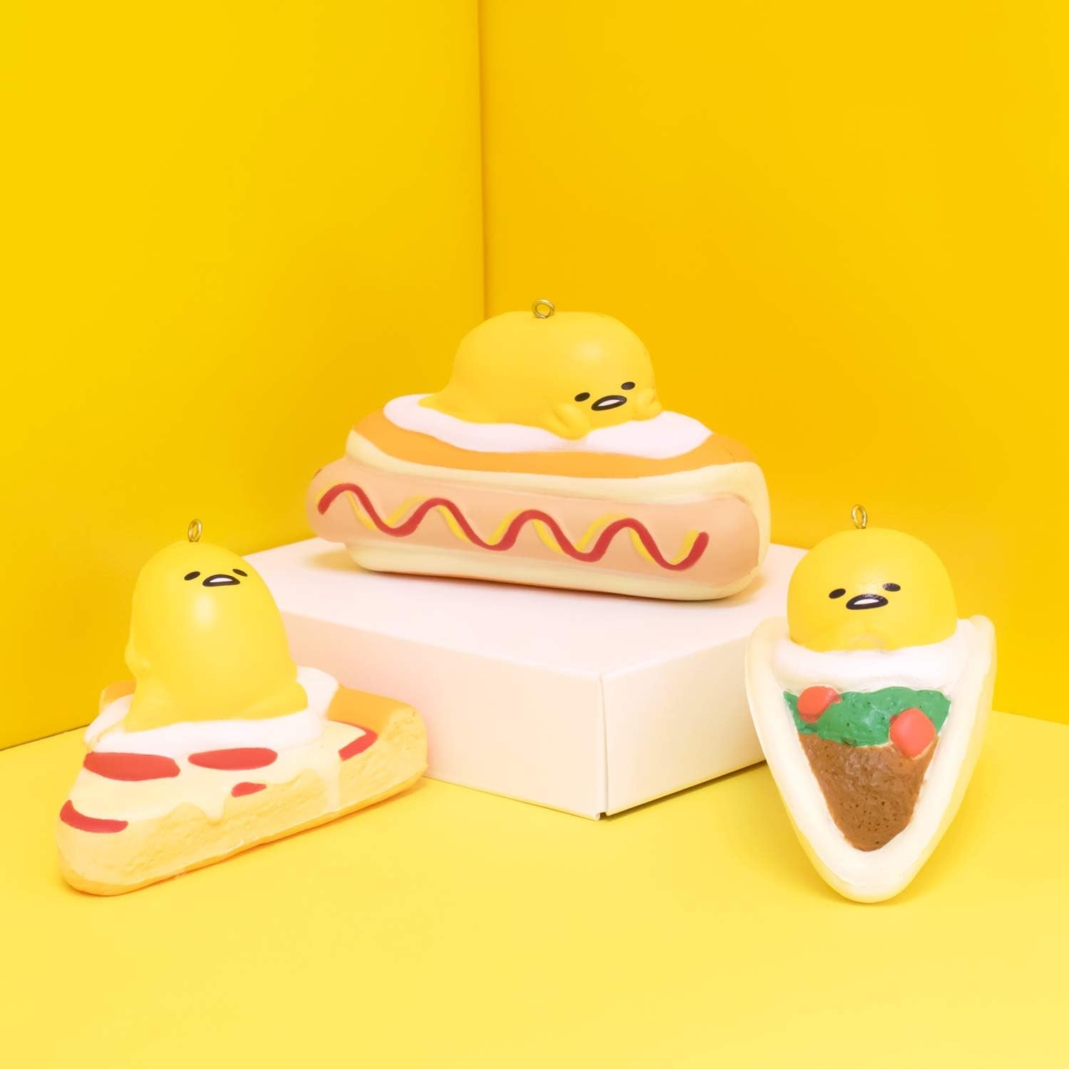 Sanrio Gudetama Lazy Egg Yolk Diner Slow Rising Squishy Toy (Hotdog) for Birthday Gifts, Party Favors, Stress Balls, Play at Home & Relieve Stress with Kawaii Squishies for Kids, Girls, Boys, Adults